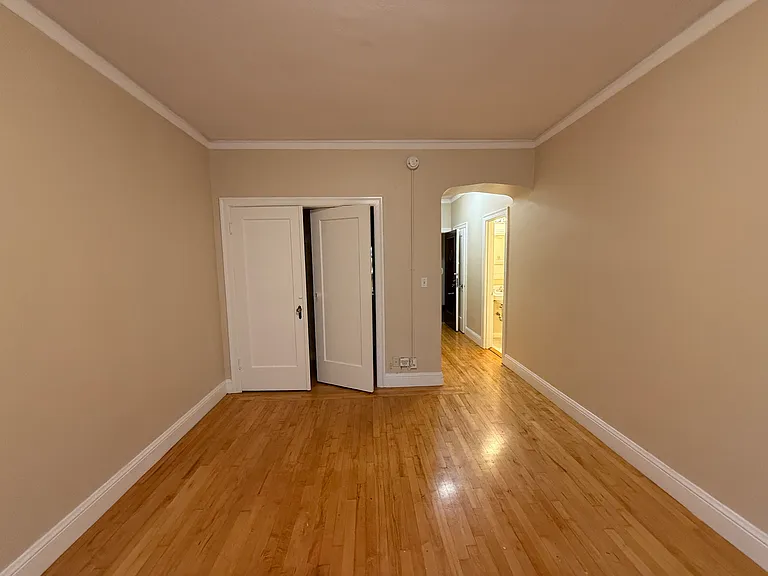 Picardo Arms Apartments — Photo 6