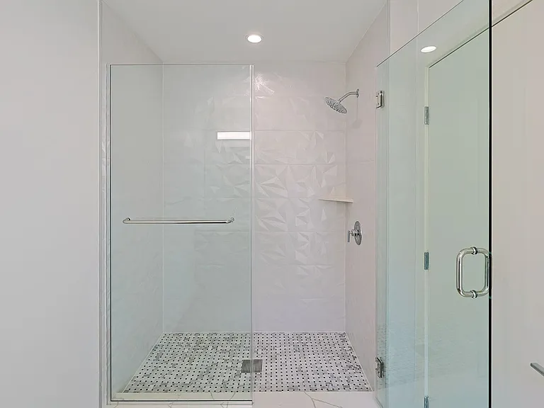 2616 Wellington Rd — Photo 25