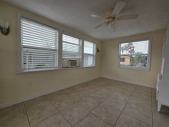 3rd image of 145 Poinciana Dr