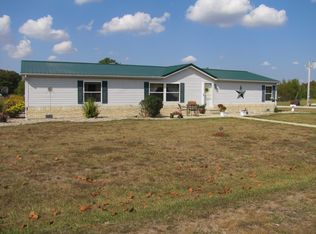 3339 Fisher Ln, Iuka, IL 62849