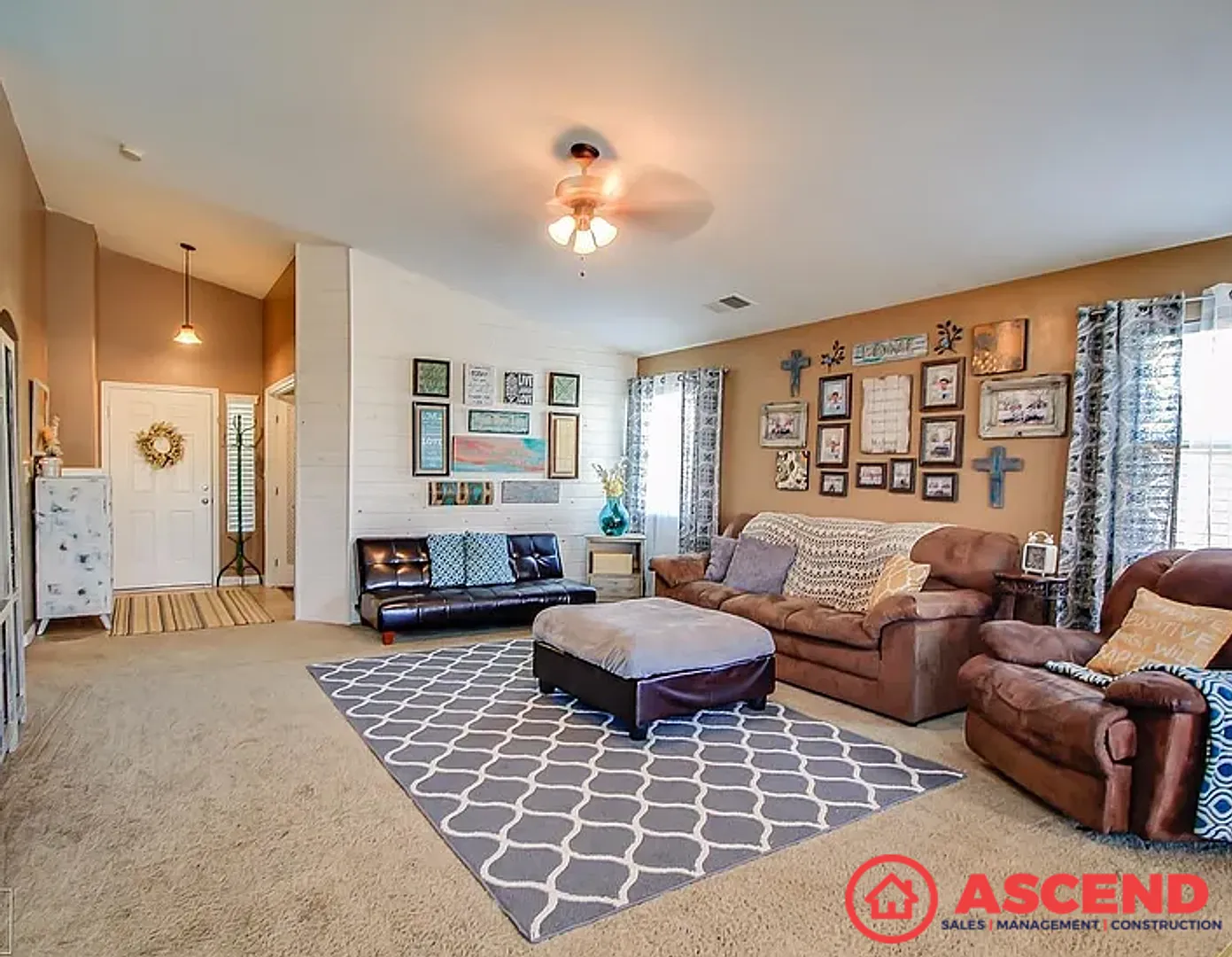 Comfortable 3BD/2BA Home in Bakersfield's Desirable 93312! — Photo 3