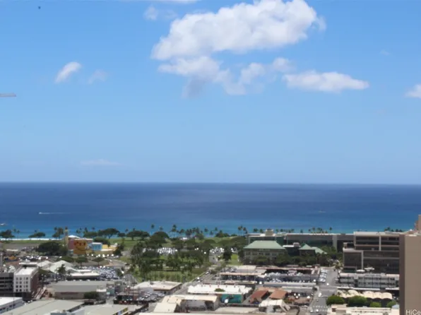 801 South St APT 3526, Honolulu, HI 96813