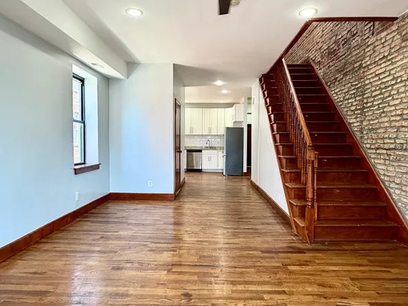 916 Whitelock St, Baltimore, MD