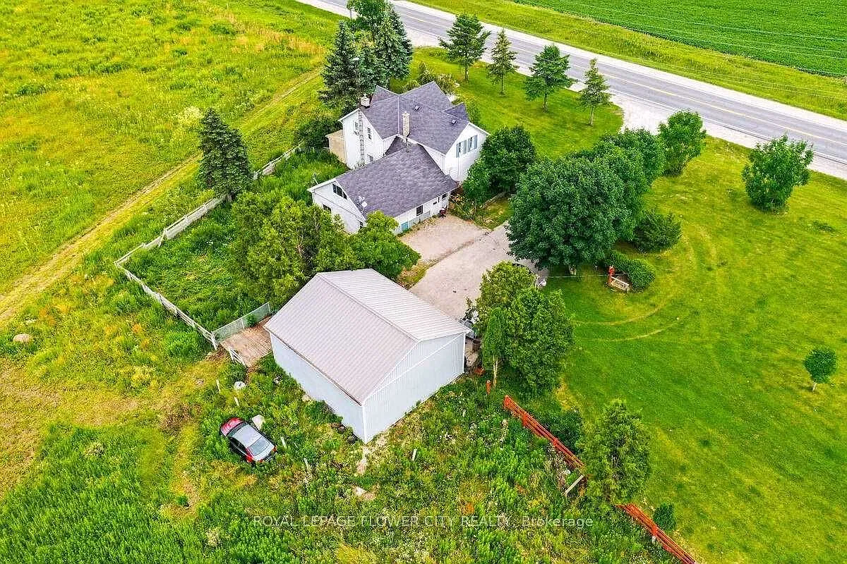 3 bed, $2,200 — Photo 1