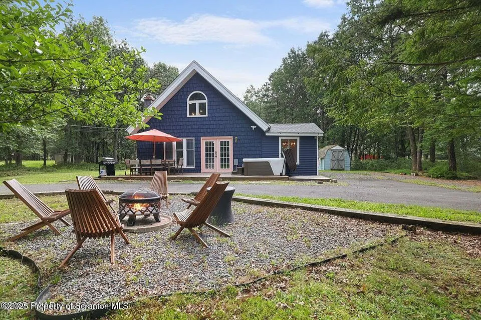 114 White Tail Ln photo 1