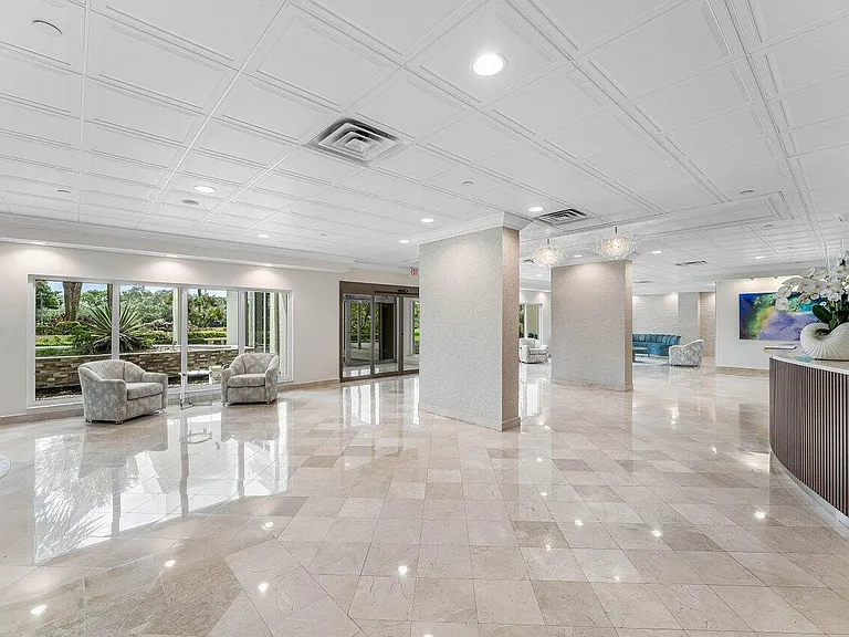 4301 N Ocean Blvd #504 — Photo 40
