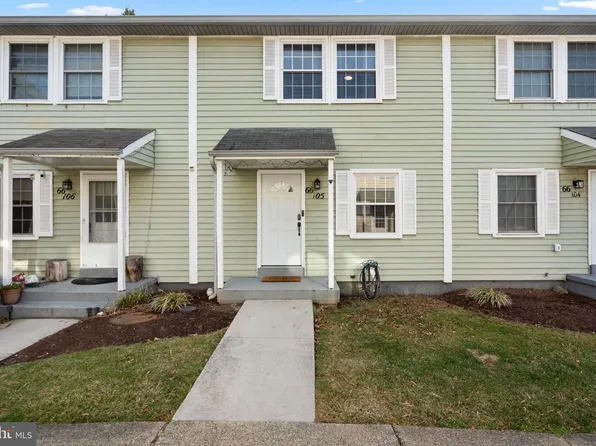 66 Plaza St NE Unit 105, Leesburg, VA 20176