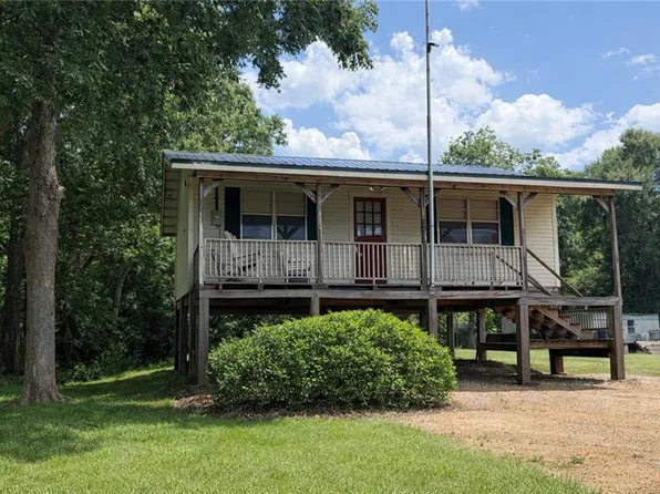2755 Highway 3102, Jonesville, LA 71343