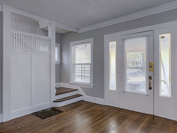 2nd image of 3738 S Benton Ave
