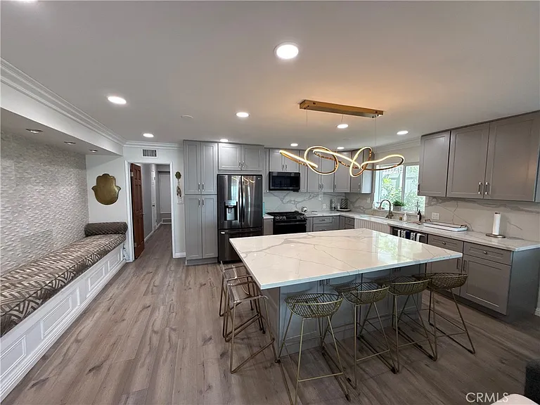 1174 E Ocean Blvd #10 — Photo 7