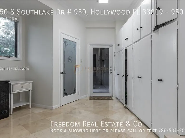 950 S Southlake Dr #950 — Photo 15