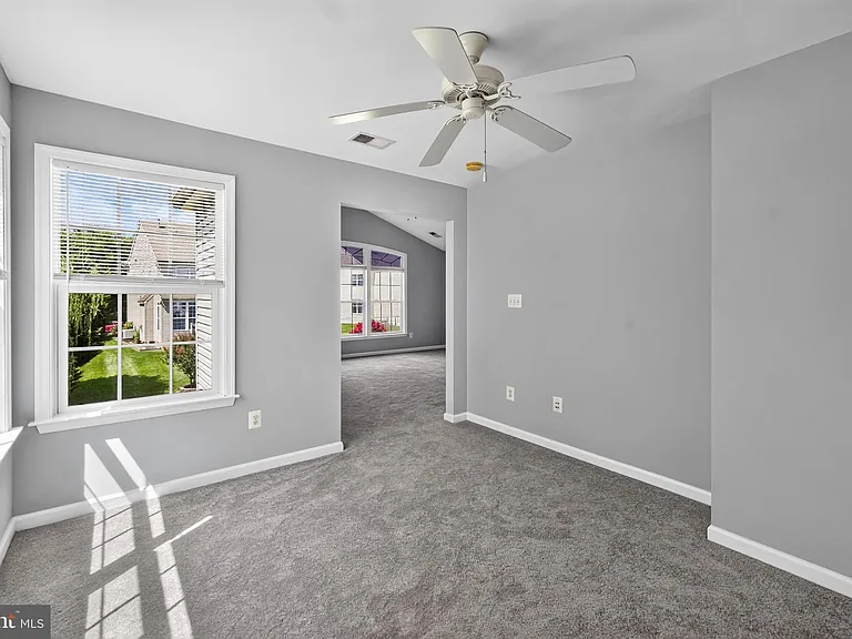 9036 Woodpecker Ct — Photo 54