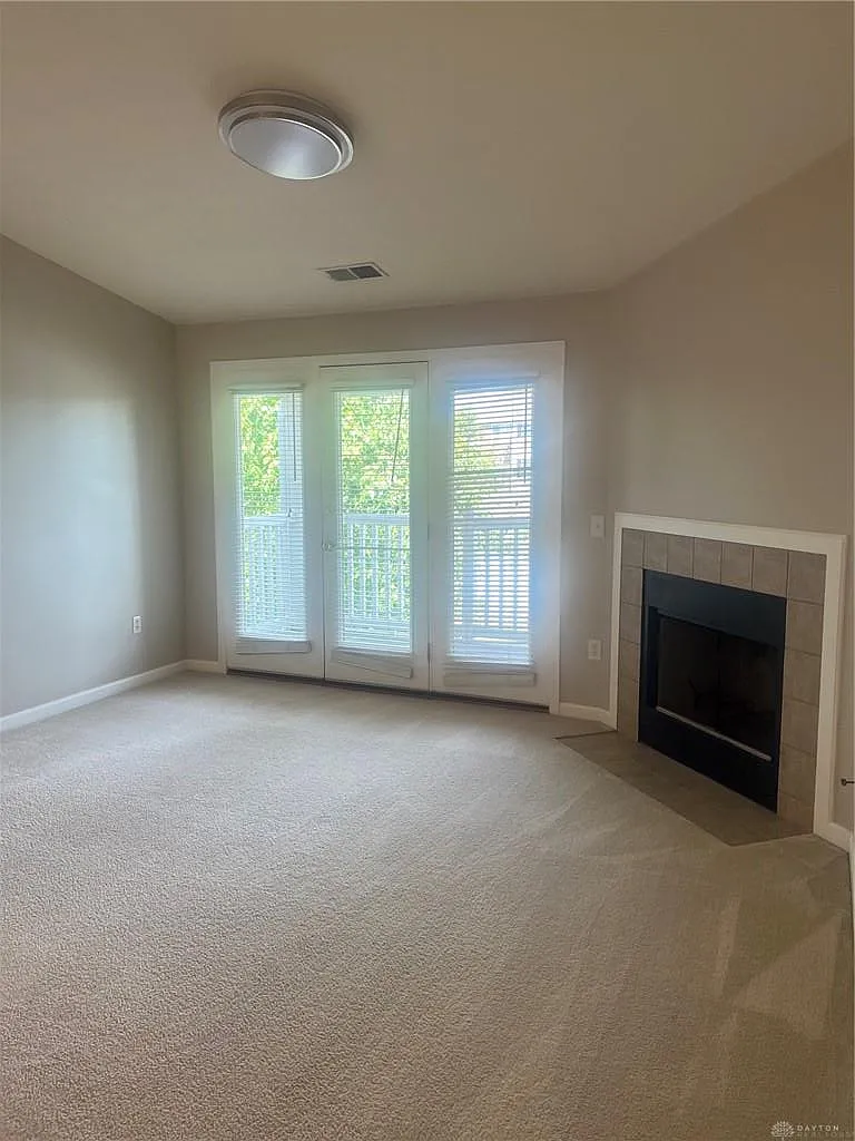 2 bed, 2.0 bath, 1134 sqft, $1,750 — Photo 3