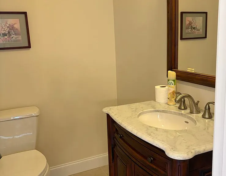 125 Gramercy Ct — Photo 6