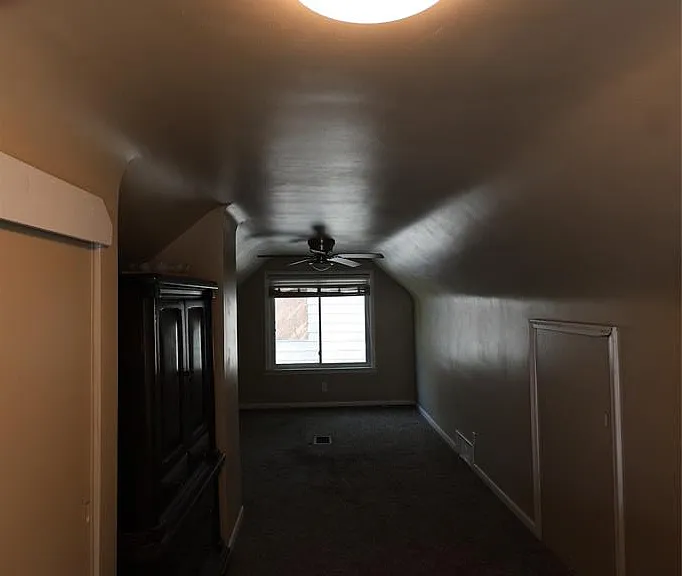 27226 Lawnwood St — Photo 12