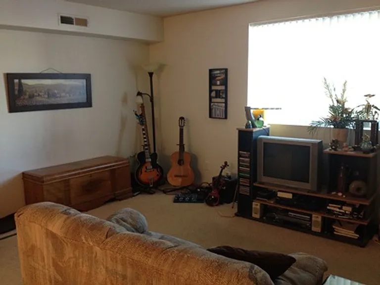 2264 Holiday Rd #208 — Photo 5
