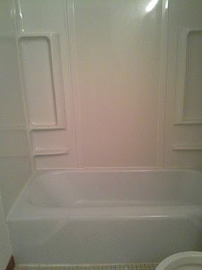 2nd image of 1005 E 194th St #101