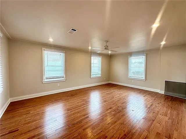 916 N Broad St — Photo 7