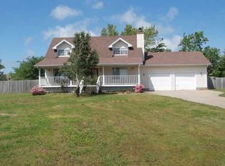 106 Cypress Ave, Prairie Grove, AR 72753
