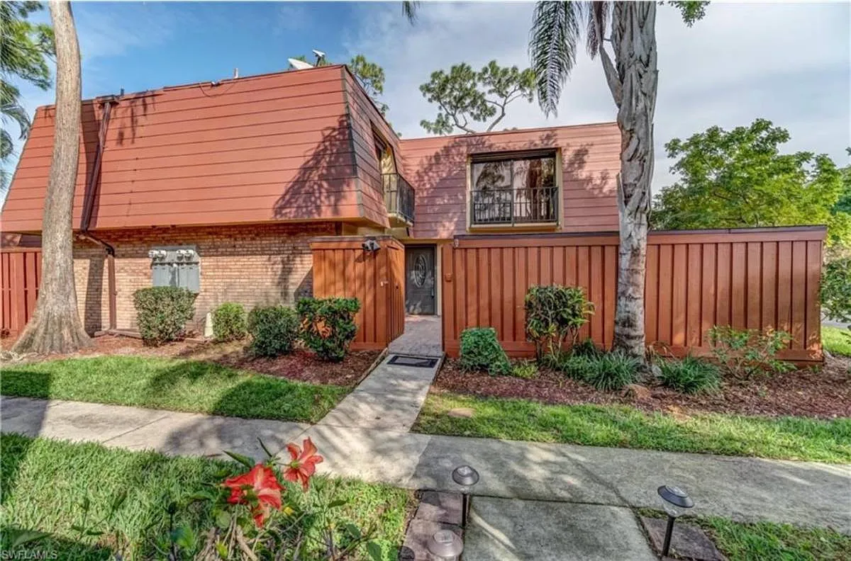 12348 Woodrose Ct — Photo 1