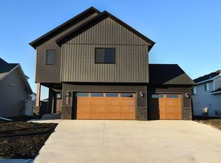 1269 Marlys Dr W, West Fargo, ND 58078