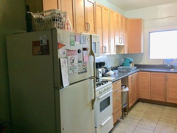 4th image of 4125 S Figueroa St APT 101
