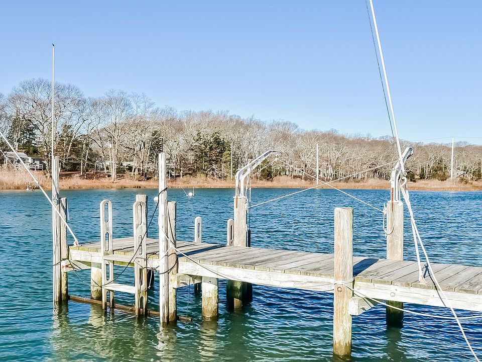 5545 Skunk Ln, Cutchogue, NY 11935 Zillow