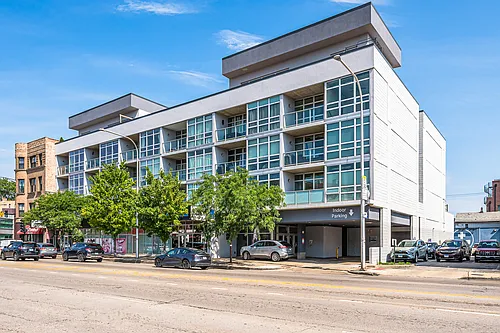 1610 W Fullerton Ave #409 Photo 1