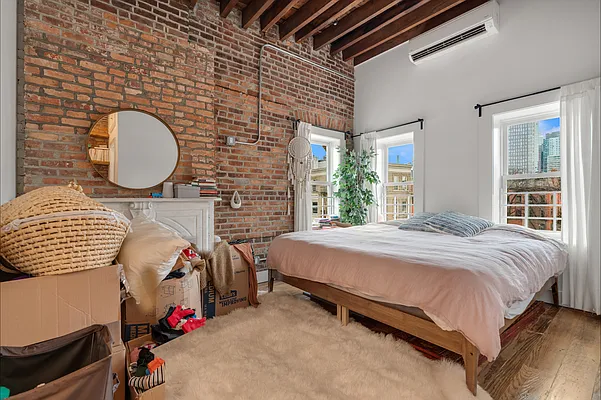 Rented by Compass | media 14