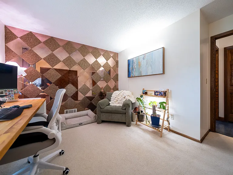 1581 Woodside Ct NE — Photo 19