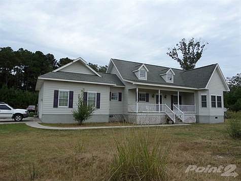 LOWCOUNTRY STYLE HOME ON 5 ACRES