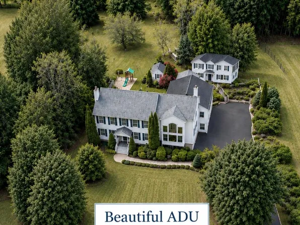 7 Longview Circle, Pelham, NH 03076