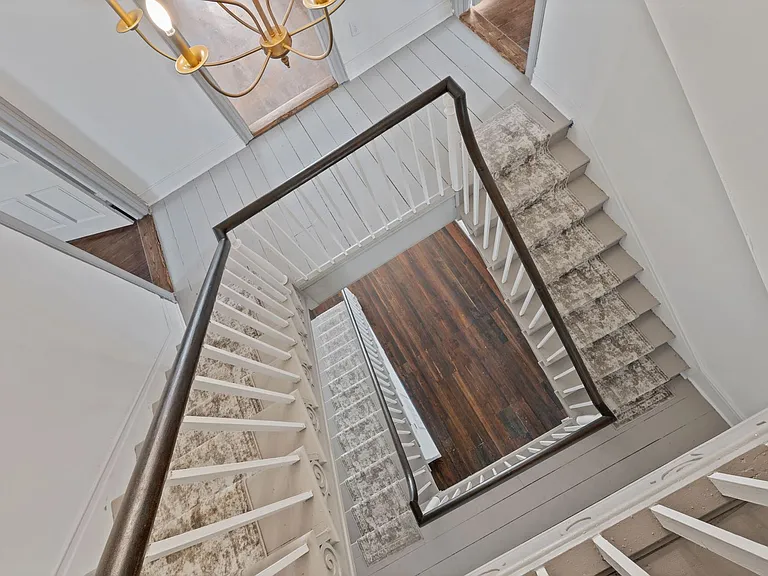 212 W 6th St, Columbia, TN 38401 — Photo 6