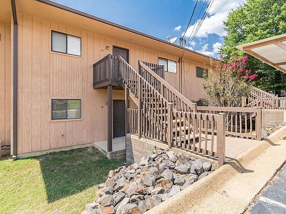 3rd image of 1100 Woodlawn Ave APT 53