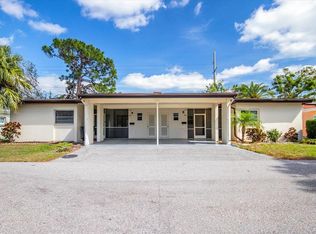 6205 Greenview Dr #129, Sarasota, FL 34231