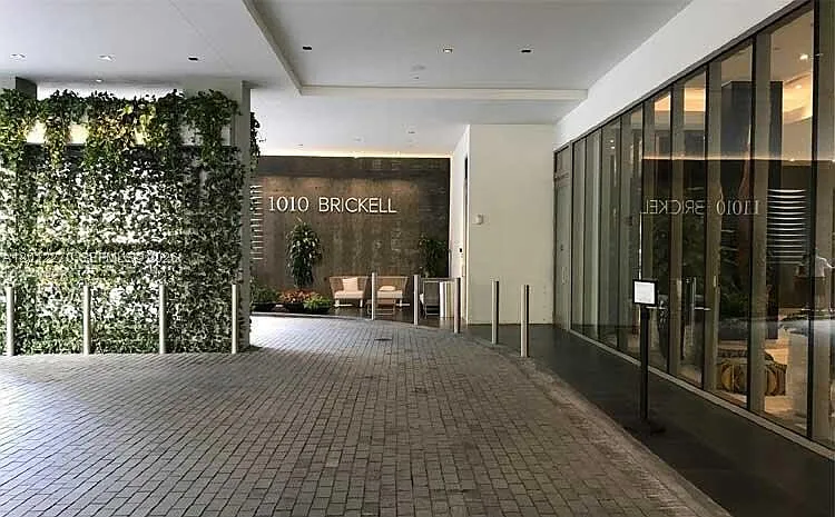 1010 Brickell Ave #1910 — Photo 12