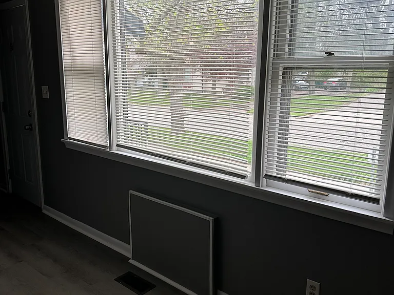 233 N Chestnut St #A — Photo 5