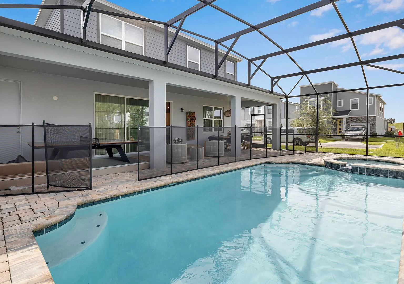 Luxury 9BR Solara Home, Themed Fun & Pool — Photo 4