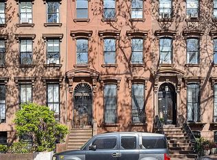 395 Clermont Ave, Brooklyn, NY 11238