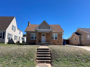 1409 S 17th St, Chickasha, OK 73018