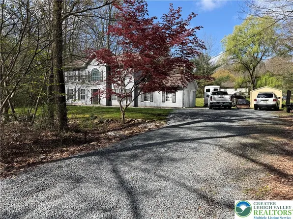1143 Willow Creek Dr, Kunkletown, PA 18058