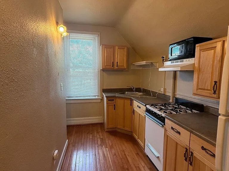 1419 Lipan St #3 — Photo 7