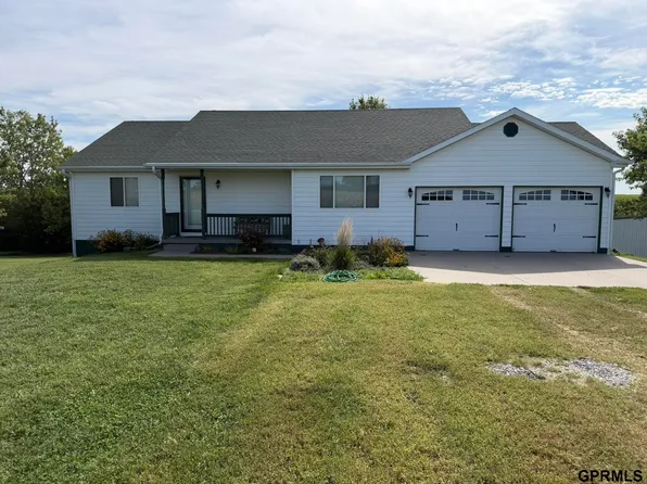 2014 SW 86th Rd, Clatonia, NE 68328