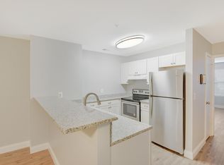 10 Greystone Ct, Annapolis, MD 21403