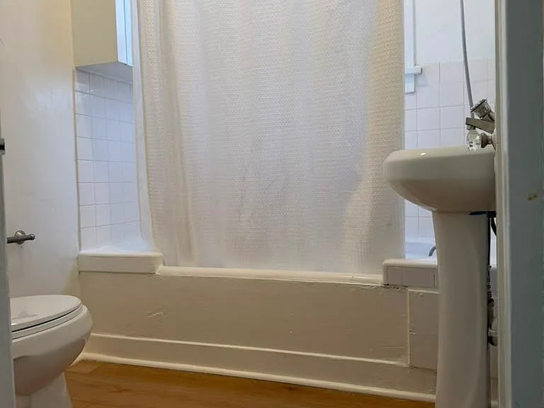 2533 University Ave #9 — Photo 6