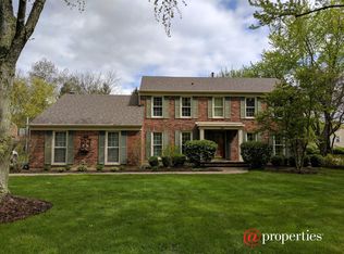 886 Georgetowne Ln, Barrington, IL 60010