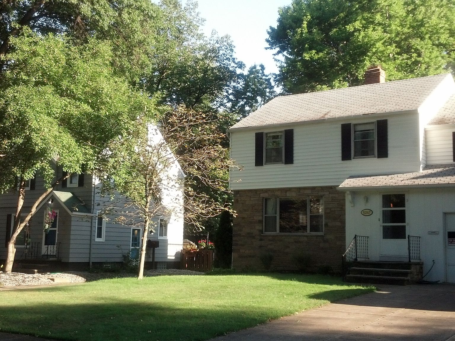 5247 Lynd Ave, Lyndhurst, OH 44124 Zillow