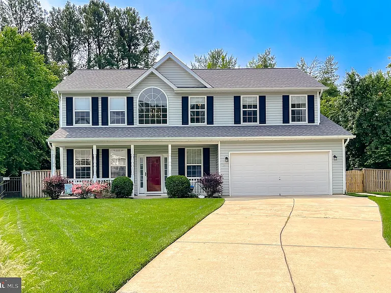 48221 Keel Dr — Photo 2