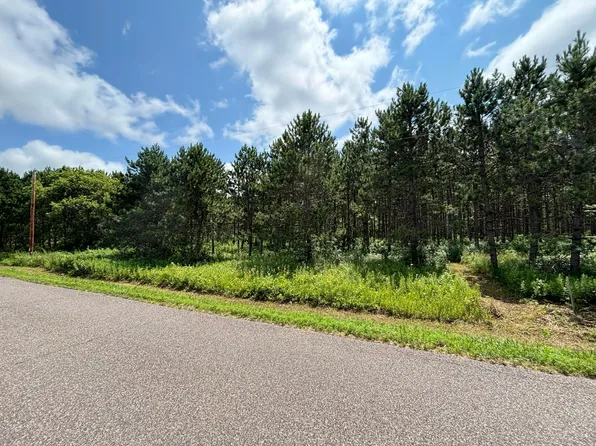 923 210th Ave, Somerset, WI 54025