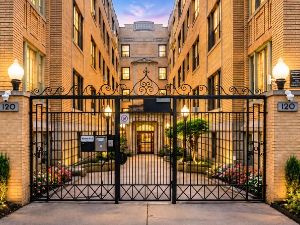 120 Seward Ave Unit 201, Detroit, MI 48202